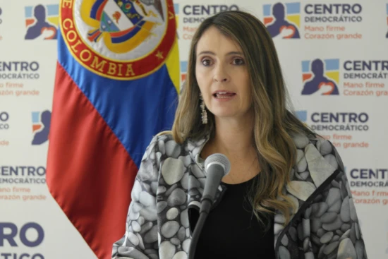 Paloma Valencia y los decretos del Ejecutivo